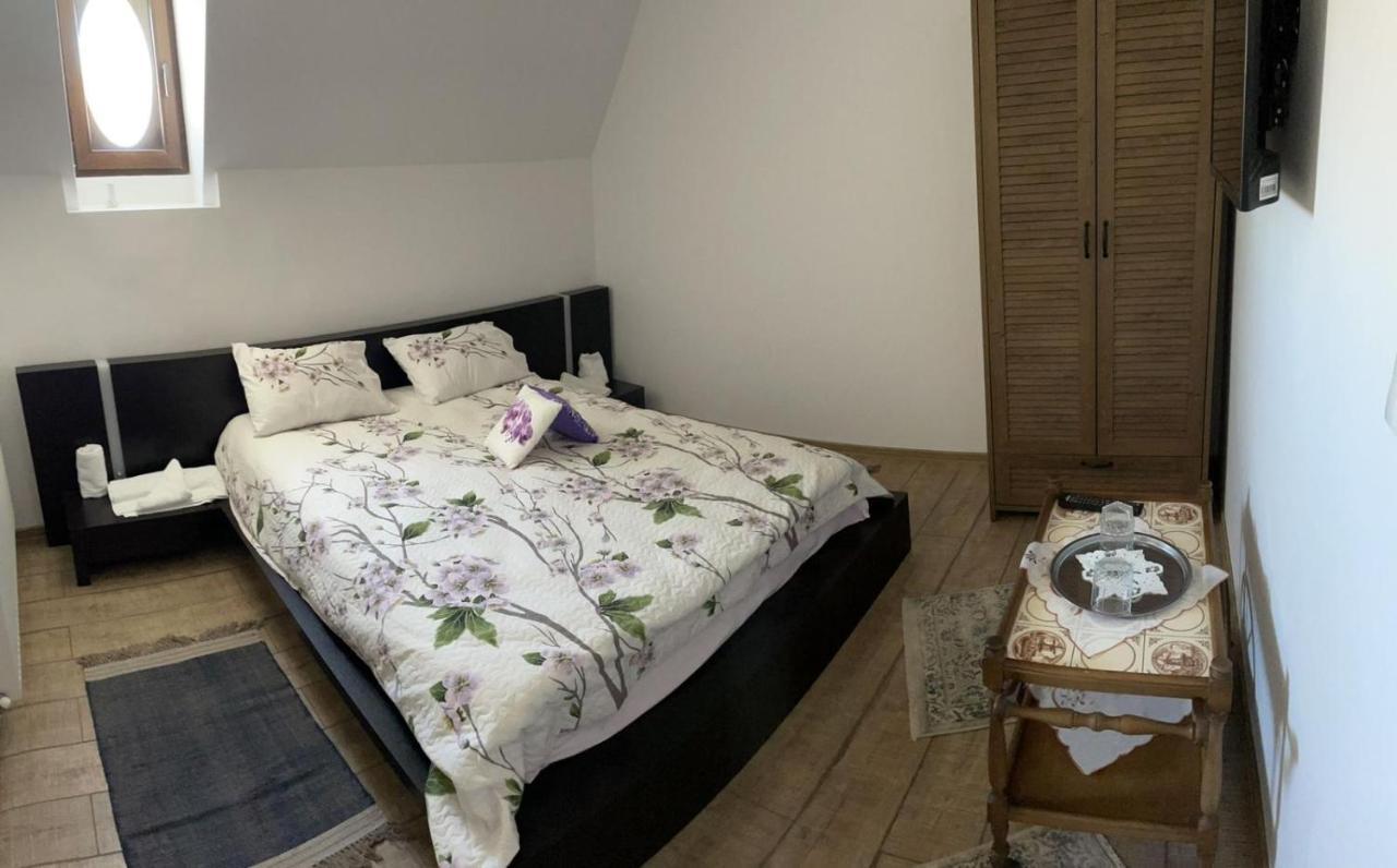 Casa Continentelor Otel Campulung Dış mekan fotoğraf