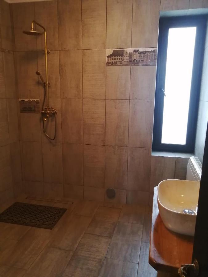 Casa Continentelor Otel Campulung Dış mekan fotoğraf