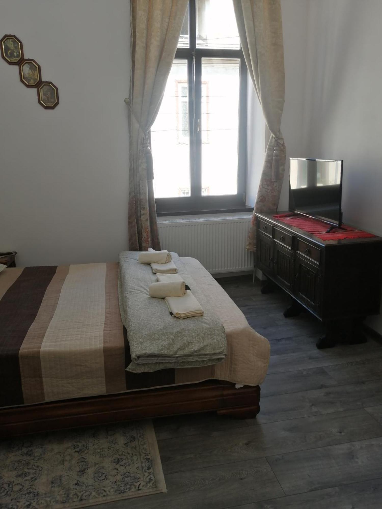Casa Continentelor Otel Campulung Dış mekan fotoğraf