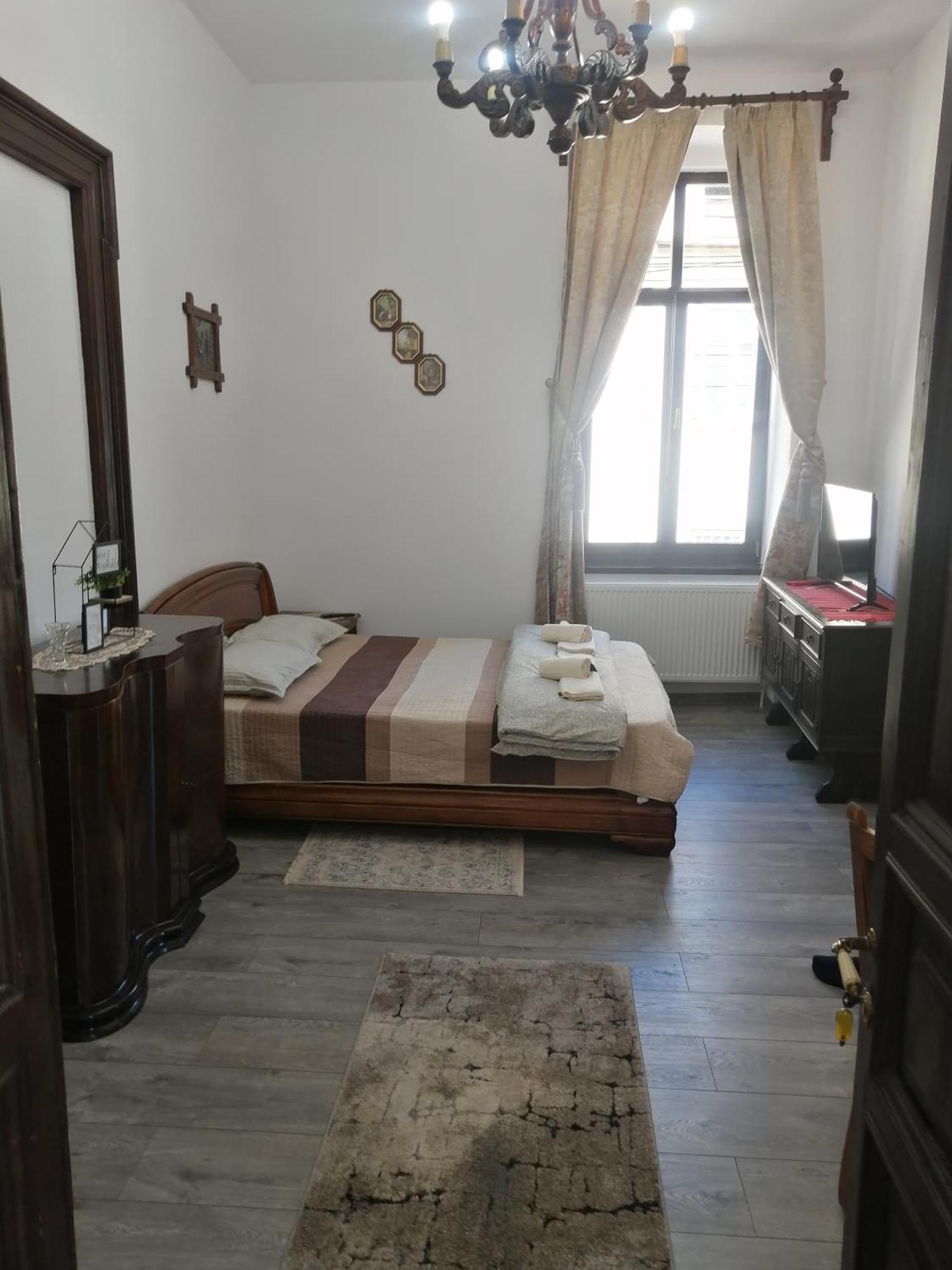 Casa Continentelor Otel Campulung Dış mekan fotoğraf