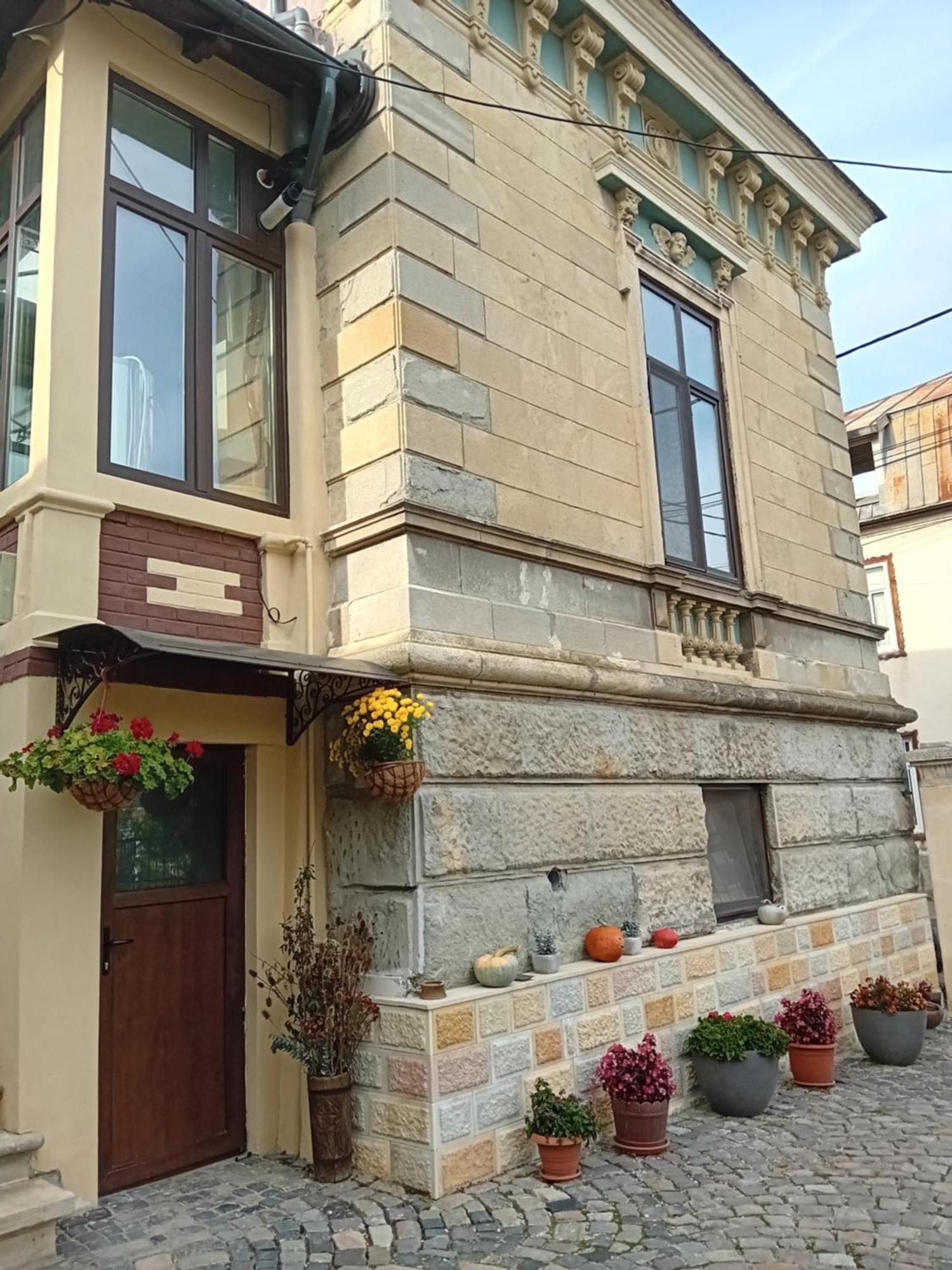 Casa Continentelor Otel Campulung Dış mekan fotoğraf